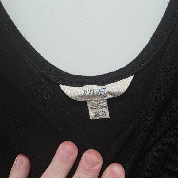 EUC Terra & Sky Size 3x Tie Waist Cross-Back Dress - Picture 3 of 3